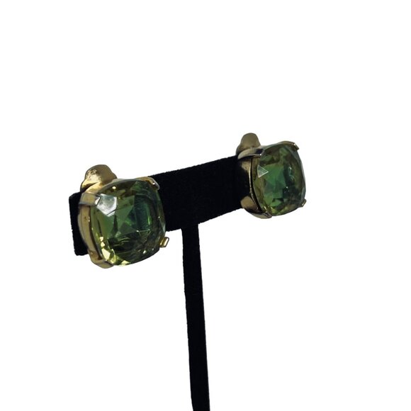 Zentall Large Gold Tone And Light Green Glass Clip On Earrings Signed (5233) - Picture 4 of 6